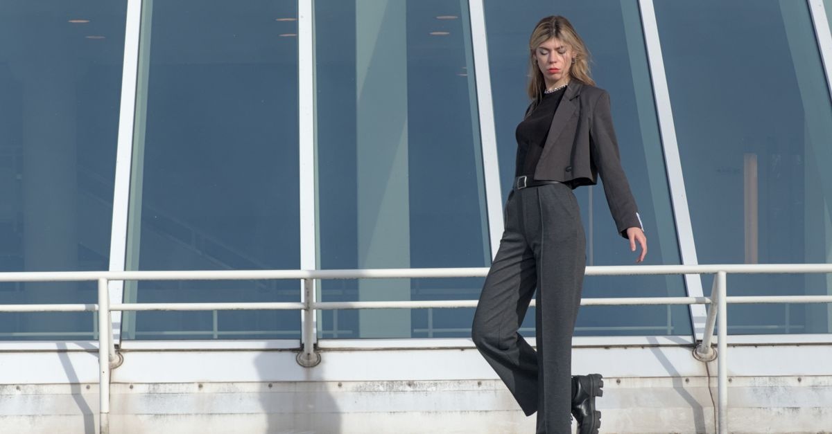 Élégance assurée : comment composer un look chic avec un pantalon tailleur