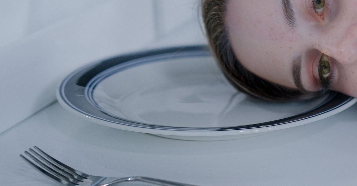 Quand l’anxiété ouvre l’appétit : comprendre et apprivoiser la faim nerveuse