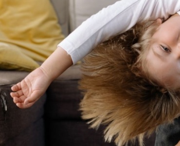 À la maison, comment canaliser l’énergie d’un enfant hyperactif : astuces simples et bienveillantes