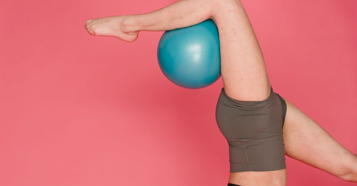 Jambes toniques et fessiers sculptés : la routine Pilates qui transforme votre silhouette