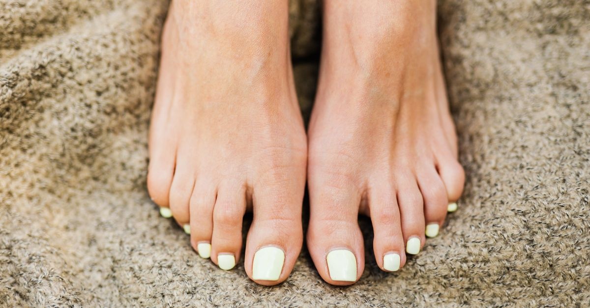 Des pieds impeccables en un rien de temps : la pédicure facile à faire chez soi