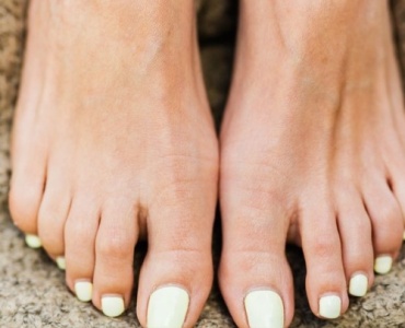 Des pieds impeccables en un rien de temps : la pédicure facile à faire chez soi