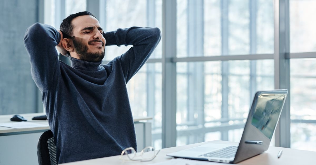 Adieu au mal de dos au bureau : 7 gestes simples pour retrouver le confort au quotidien