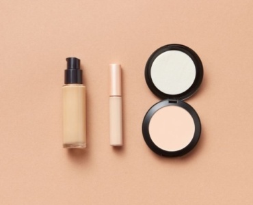 Crème, gel ou fluide : comment choisir la texture idéale pour une peau parfaite ?